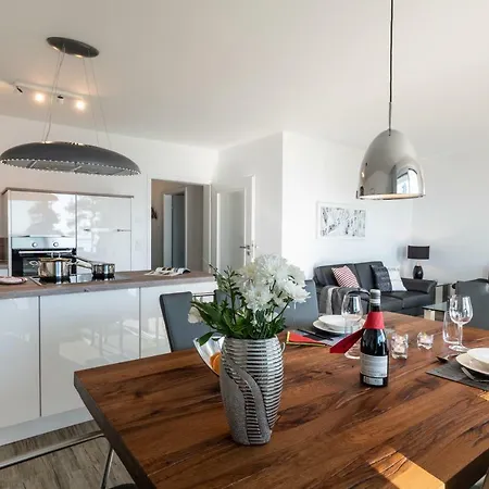 Karat Mit Penthouseflair - Oase Am Haff Apartment
